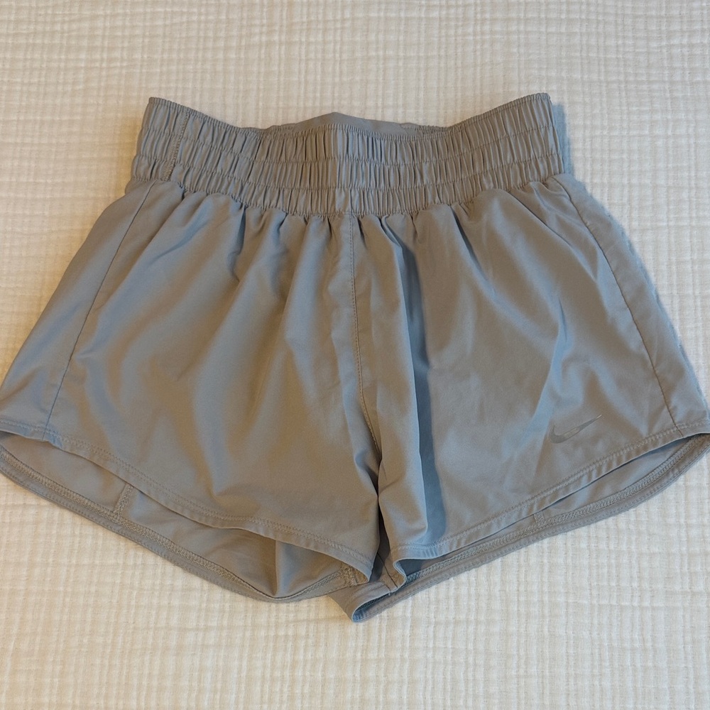 Nike Women's Athletic Shorts in Light Gray